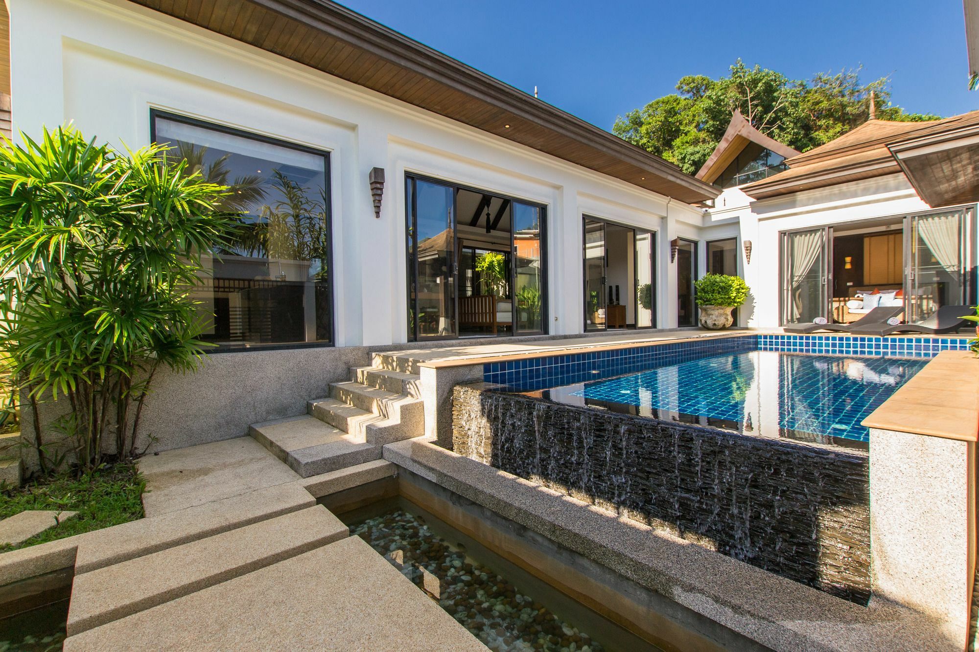 Tulip Pool Villa In Rawai Nai Harn Ngoại thất bức ảnh